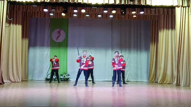 Русь молодая - хореографический ансамбль Акварель, рук. С. Шаульская. "Танцевальные смотреть онлайн