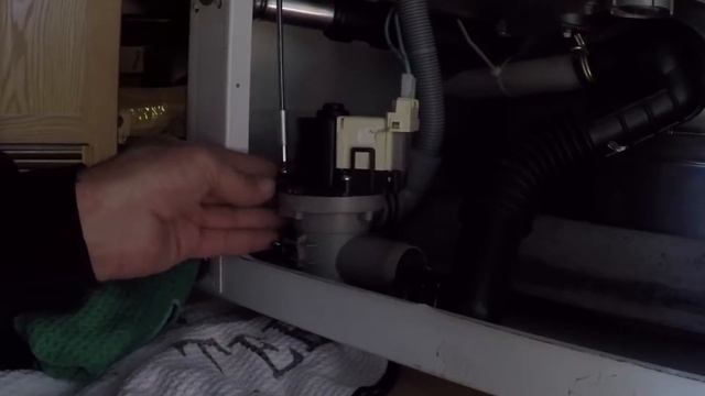 Pump Maintenance on the Splendid WD2100 - F10...F05 Error codes?? смотреть онлайн