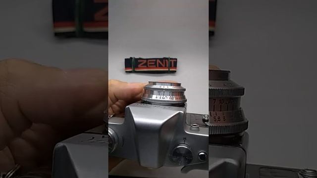 Zenit 3 m Industar 50 f:3,5 silver смотреть онлайн