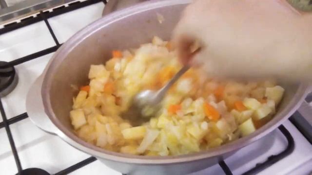 Тушенные овощи с лесными грибами/ смотреть онлайн