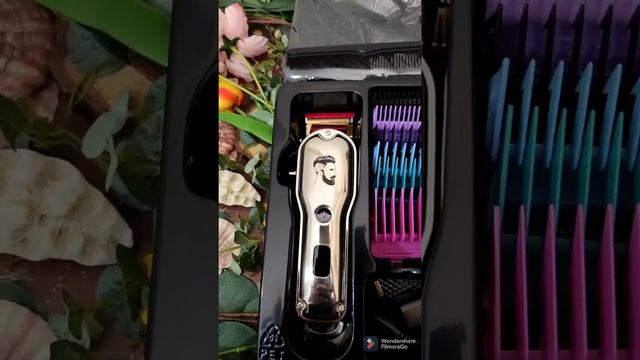 HATTEKER Professional Hair Clipper Men's Metal Haircut Grooming Kit Hair Beard Trimmer