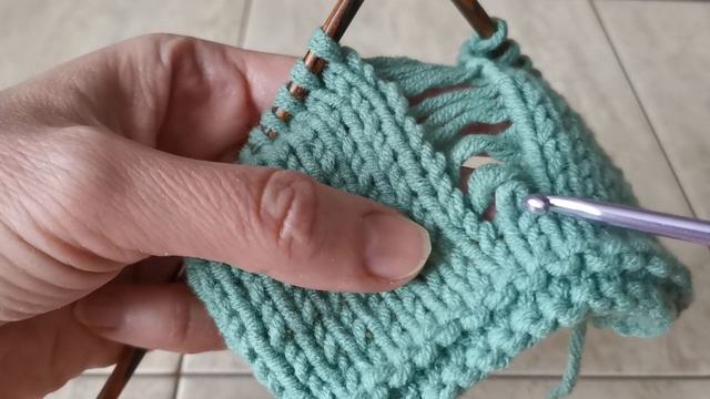 Лайфхак ? Исправляем без распускания. /Лицевые, изнаночные петли/Вязание в несколько нитей/ смотреть онлайн