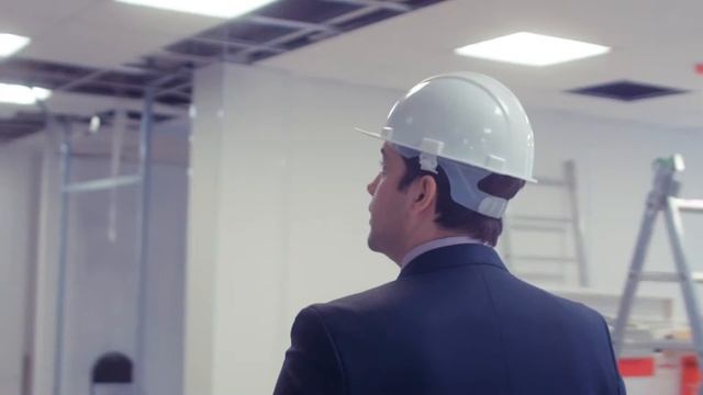 TITAN Werbefilm смотреть онлайн