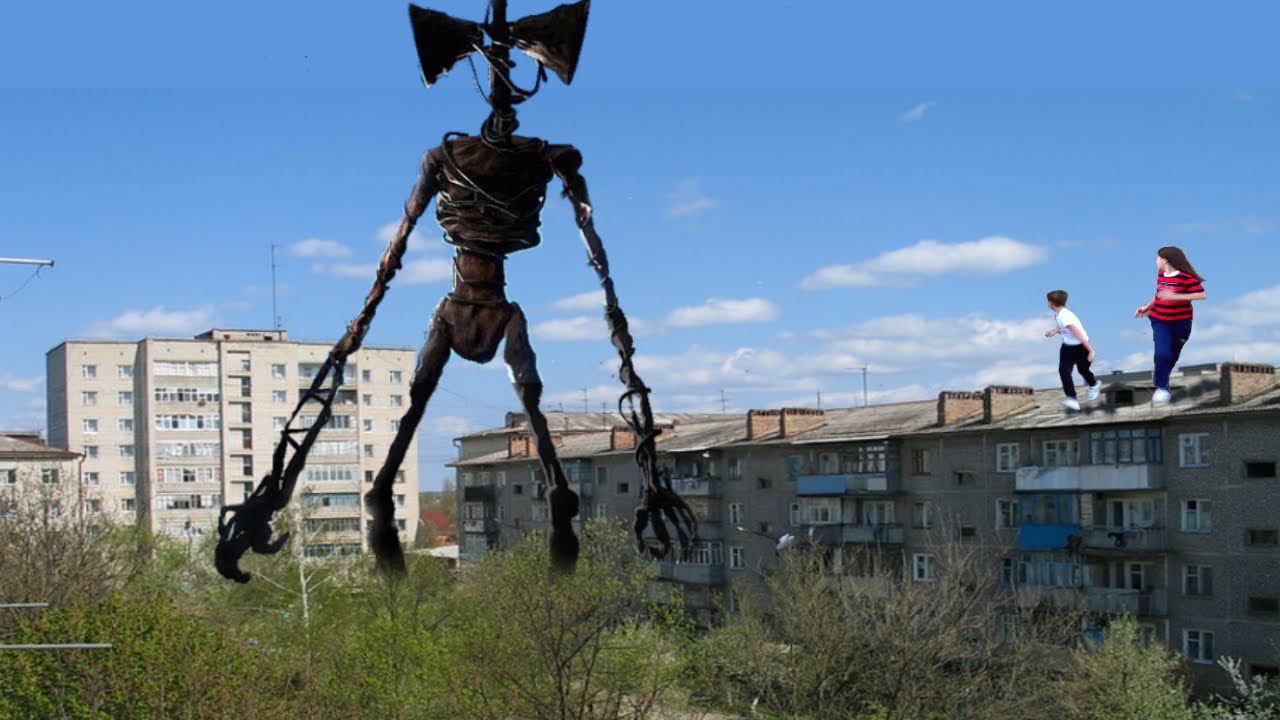 Как СБЕЖАТЬ от Сиреноголового Спасение мамы! Фильм Siren Head в реальной жизни смотреть онлайн