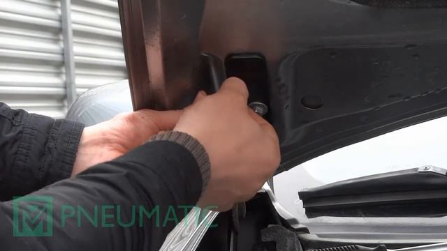 Установка амортизаторов (упоров) капота для FAW Besturn X80 (арт. KU-FW-BX80-00) от upory.ru смотреть онлайн