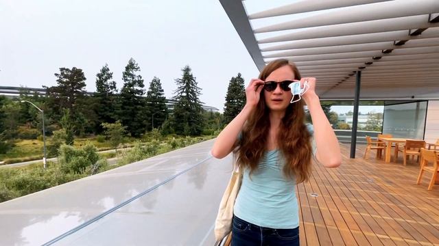 Visiting Apple Park before iPhone 14 Launch!! смотреть онлайн