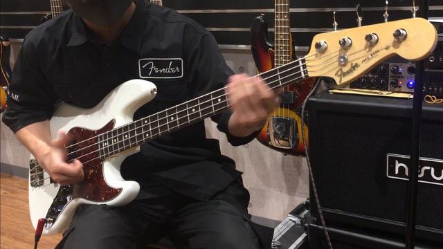Fender Custom Shop | Custom Build 1964 Jazz Bass Olympic White N.O.S. смотреть онлайн