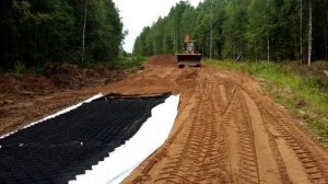 Отсыпка дороги (георешетка, геотекстиль)