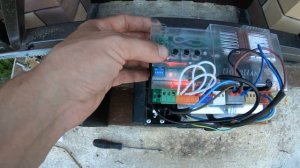 Как подключить пульт к двигателю для откатных ворот.программирование doorhan.