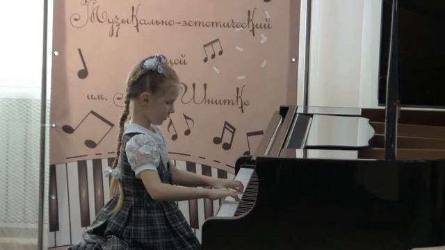 Д Тюрк Сонатина в трёх частях исп Маджуло Вероника 7 лет, МЭЛ, Энгельс смотреть онлайн