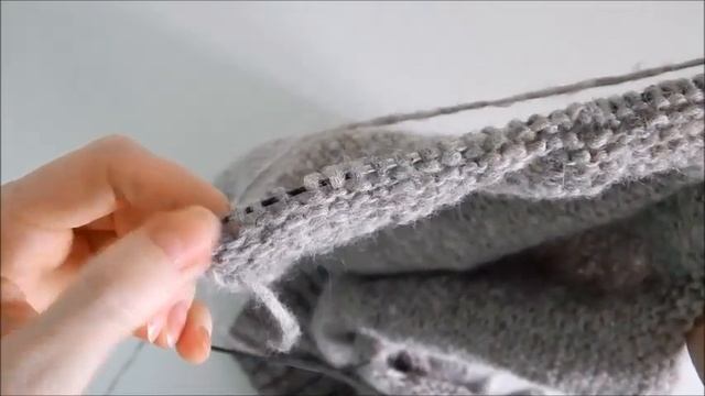 Простой жилет спицами для женщин на пуговицах ЧАСТЬ 1 Набор петель, тело жилета, полочка, скос плеч смотреть онлайн