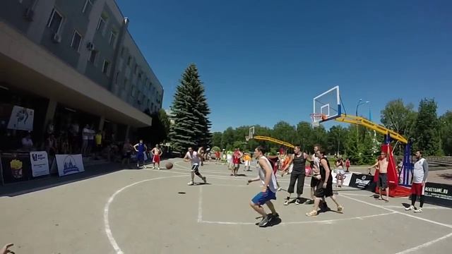 Код-63 vs Санкт-Петербург (Нижегородская стритбольная лига "Кубок Городца 3х3" 2014г.) смотреть онлайн