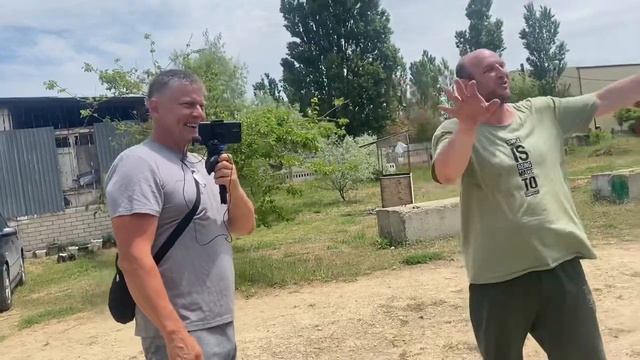 Голубицкая. Море. Пляж. Гости встречаем и провожаем. Василий ( деревенский Заколхоз)забежал в гости смотреть онлайн