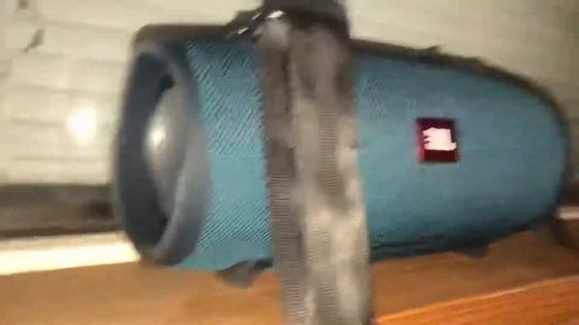 JBL XTREME 2 bass boosted , без зарядки ( от зарядки 40w , то есть громче ) смотреть онлайн