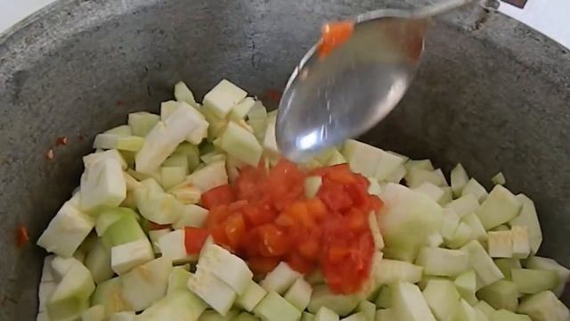 Ещё один вкусный салатик на зиму.. смотреть онлайн