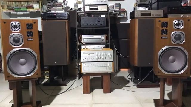 Душевно извлекают звук Yamaha ns-690iii & Yamaha ca-2000 смотреть онлайн
