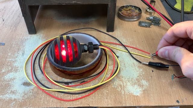 Кастом МТ Днепр К750 Урал Custom motorcycle - поворот і стоп смотреть онлайн