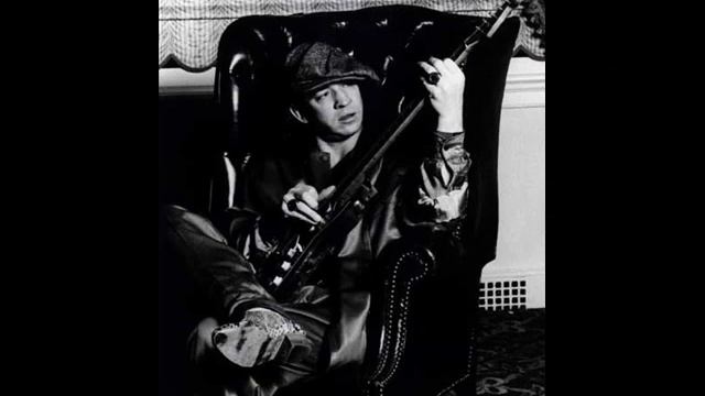 STEVIE RAY VAUGHAN - Triple Threat Revue - (You Are my Girl) Something Inside смотреть онлайн