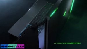 Три монитора на ноутбуке.