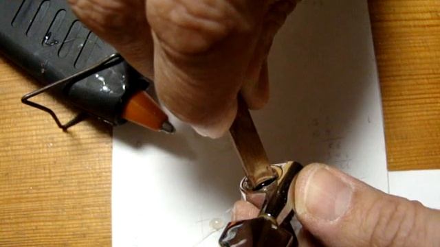 как вскрыть закрытый колок