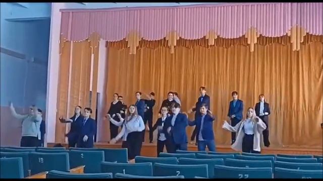 Поздравление к 8 марта от учеников МБОУ "Гимназии г. Медногорска" смотреть онлайн