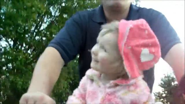Первая поездка Алены на велосипеде смотреть онлайн