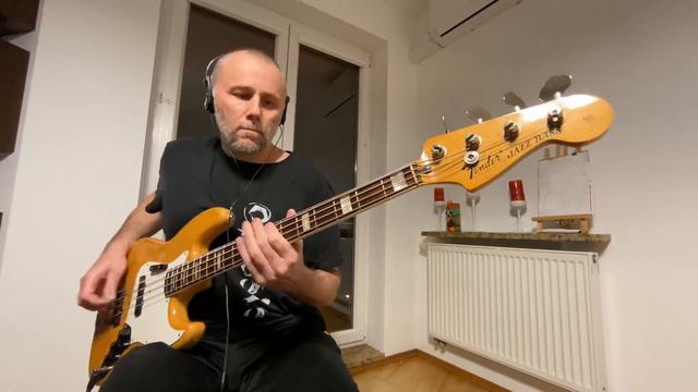 @grubynoiz Fender Jazz Bass USA 1975 смотреть онлайн