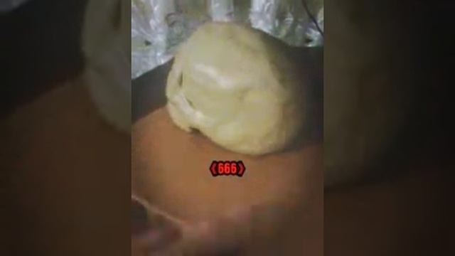 Я слепил череп из скульптурного пластилина.. смотреть онлайн