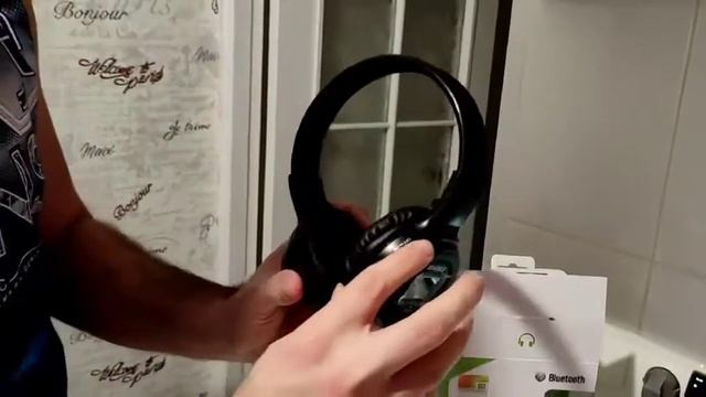 Распаковка недорогих блютуз наушников - бюджетные и неплохие беспроводные наушники смотреть онлайн