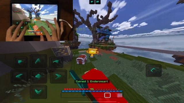Minecraft Skywars Mobile HANDCAM (Hive) Best Player смотреть онлайн