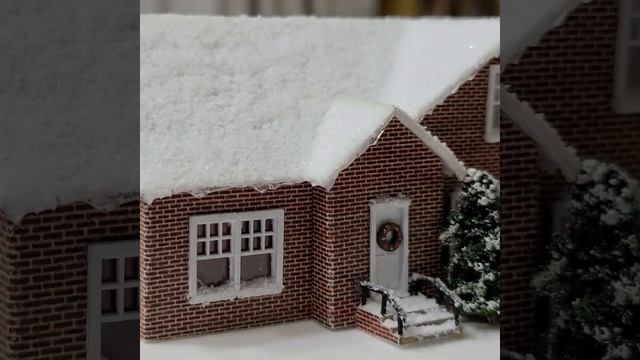 N Scale Polar Express Hero Boy's House 2.0 Scratch Built смотреть онлайн