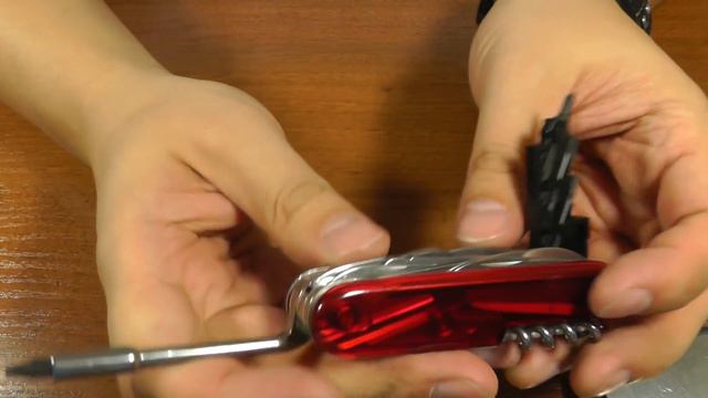 Мультитул Victorinox Cyber Tool 34. Ножеману или электронщику! смотреть онлайн