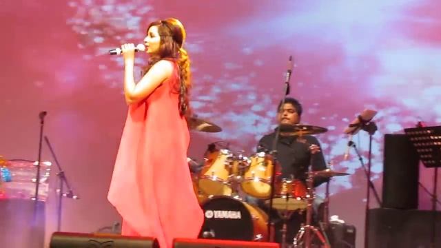 Shreya Ghoshal- Teri Meri Prem Kahani