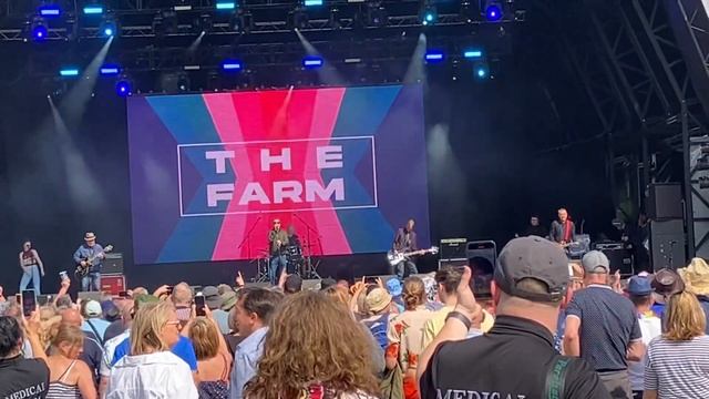 The farm groovy train @ lets rock cookham смотреть онлайн