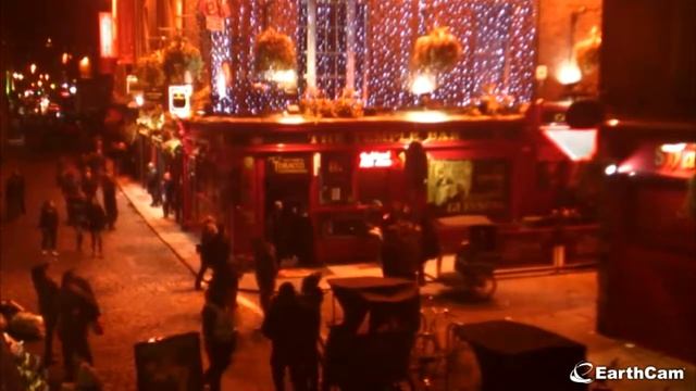Dublin. Temple Bar visto en Earthcam (16/4/2016) смотреть онлайн
