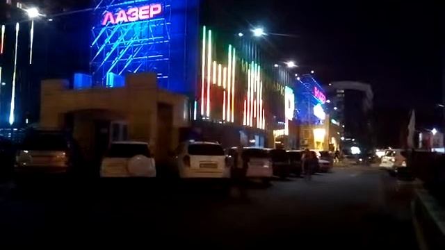 Медиафасад Гипермаркета В-Лазер во Владивостоке смотреть онлайн