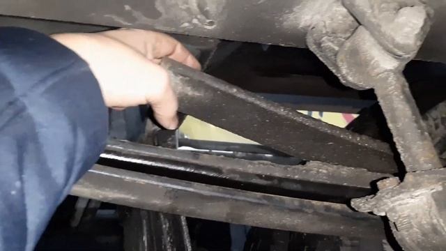 Подкинул по одному листу рессор на каждую сторону смотреть онлайн