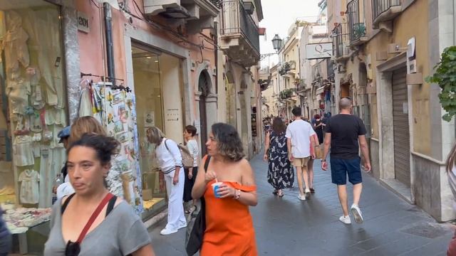 #6 Улочки в центре Таормина. Сицилия. Италия. смотреть онлайн