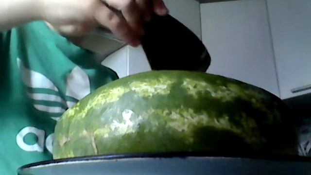 DIY. Что будет если арбуз в микроволновку смотреть онлайн