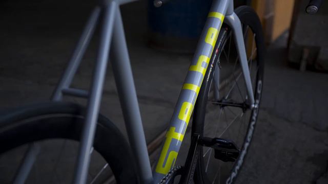 I nuovi telai di Stelbel in anteprima a Milano da Velociclista смотреть онлайн