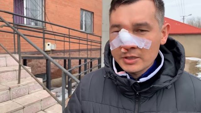 Ужасно избит юрист против коллекторов. смотреть онлайн