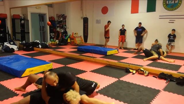 GRAPPLING POZZUOLI NAPOLI - ARM DRAG + TAKEDOWN (SUPLEX - TANI OTOSHI - BREAKDOWN) смотреть онлайн
