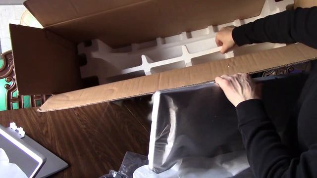 Excitingly Dangerous HP Pavillion 32q Computer Monitor Unboxing Video смотреть онлайн