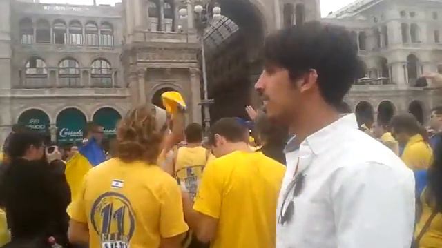 Milano piazza duomo maccabi basket смотреть онлайн