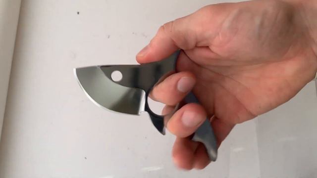 Скелетный нож Акулёнок. Обзор! смотреть онлайн