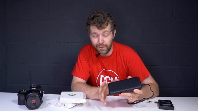 REVIEW: 22,000mAh battery & USB camera battery chargers from RAVpower смотреть онлайн