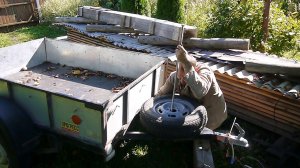 Как прикрепить запасное колесо к прицепу