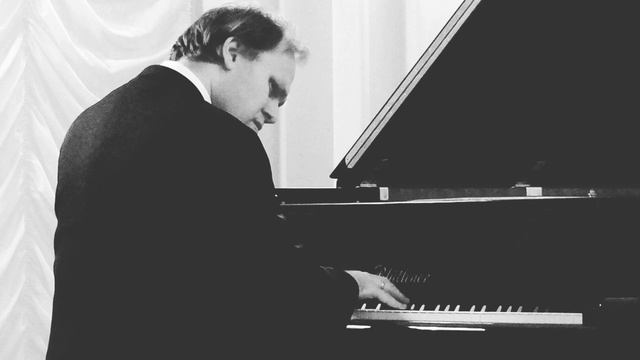 N. Medtner "Fairy tale" op.20 No1. Alexey Chernov (piano). Н. Метнер. Сказка ор. 20 №1 (А. Чернов) смотреть онлайн