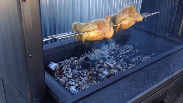 Винтажный угольный мангал GRILL MASTER