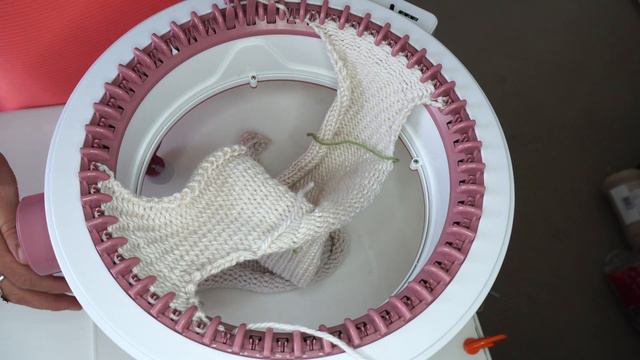 Sentro Knitting Machine pattern RIBBED VEST tutorial! #knittingmachine #knittedtop #sentro смотреть онлайн